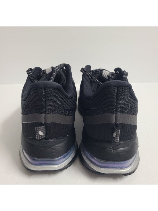 Athletic_Shoes